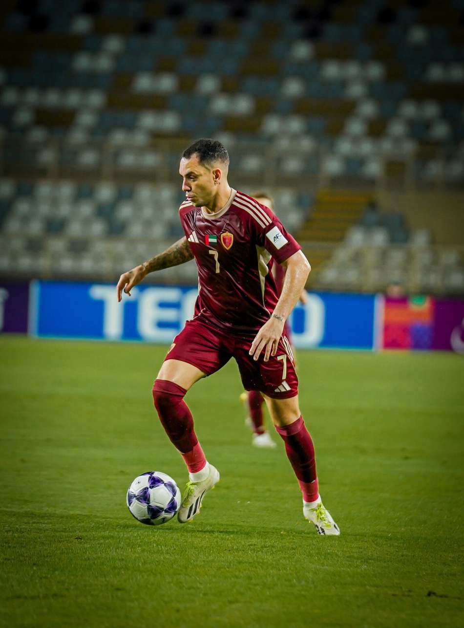 Caio Canedo em ação pelo Al Wahda (Foto: Divulgação/Al Wahda)