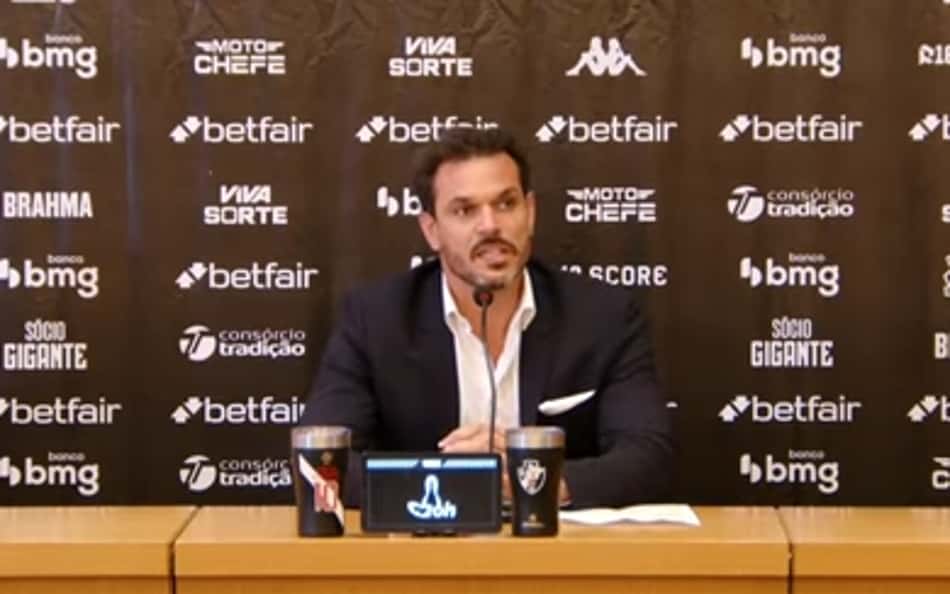 Como chega o Vasco para o último dia da janela de transferências