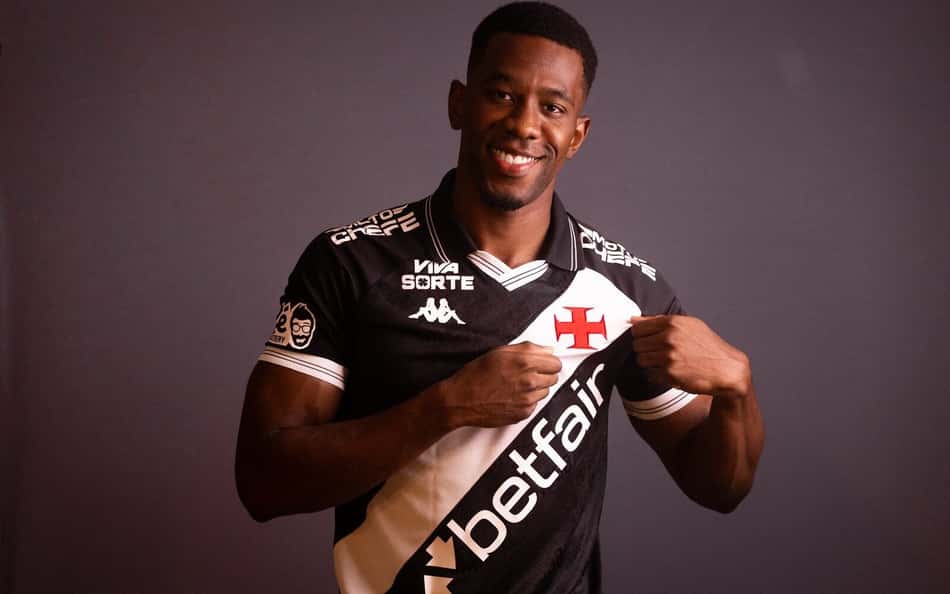 Vasco anuncia contratação do zagueiro Carlos Cuesta