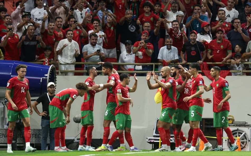 Equipe de Marrocos comemorando o gol marcado contra o Níger (Foto: Majid Bziouat/AFP)