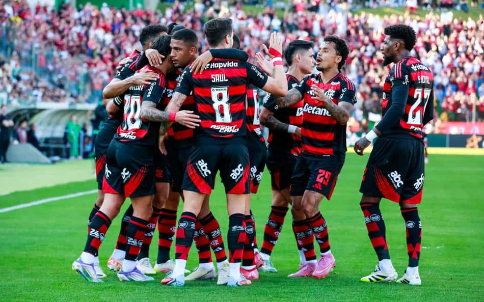 Líder do Brasileirão, Flamengo muda foco para Libertadores em 'jogo mais importante do ano'