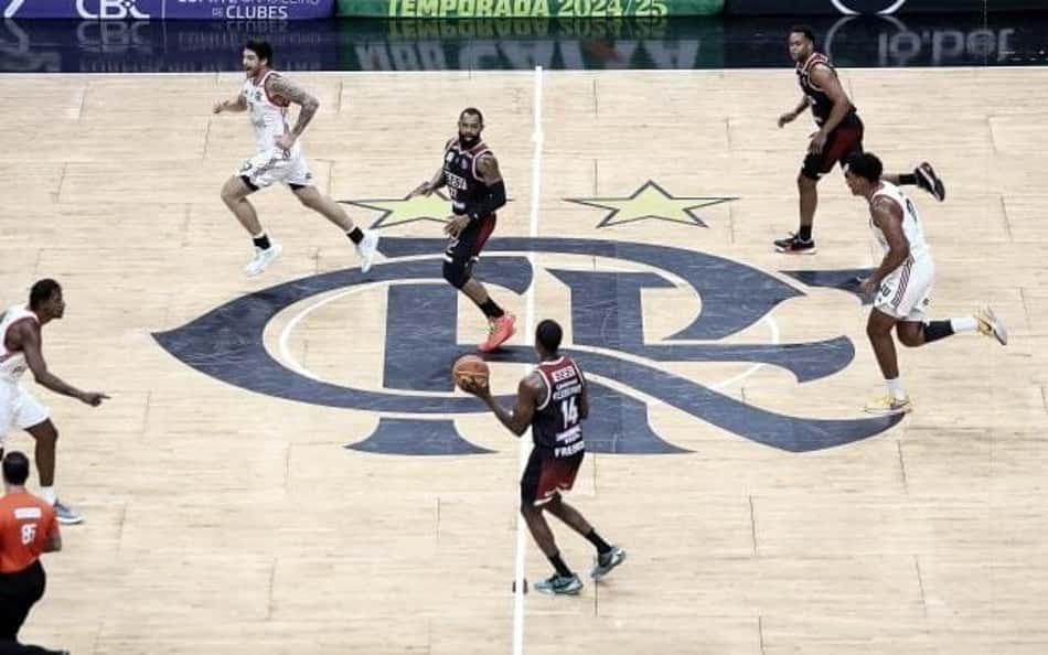 Flamengo e Franca no Maracanãzinho durante partida da temporada regular do NBB (Foto: Gilvan de Souza / CRF)