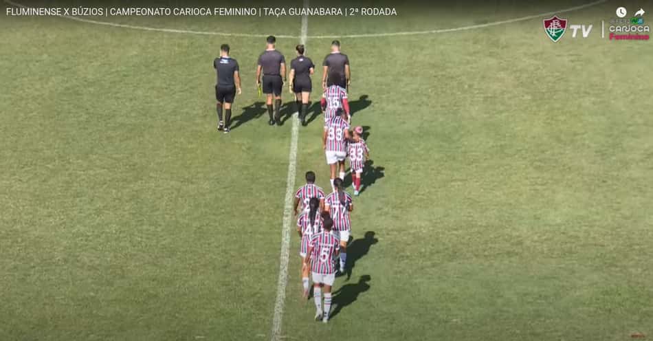 Time do Búzios entrou em campo atrasado contra o Fluminense no Carioca Feminino (Foto: Reprodução/FluTV)