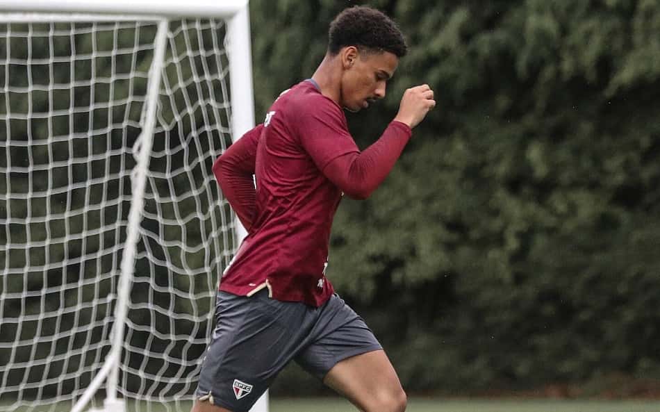 São Paulo atualiza boletim médico de joia de Cotia