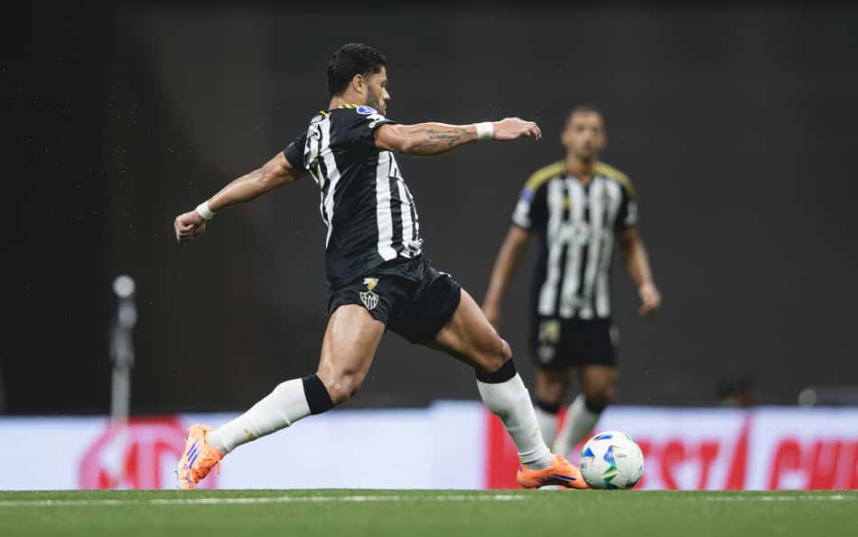 Sampaoli explica substituição de Hulk e fala em recuperar atacante do Atlético-MG