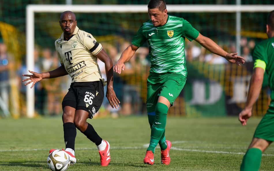 Quatro meses após grave lesão, volante ex-Athletico-PR volta a atuar em goleada