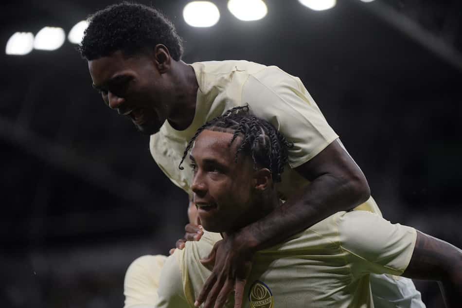 Kevin comemora gol pelo Shakhtar Donetsk nas Eliminatórias da Conference League
