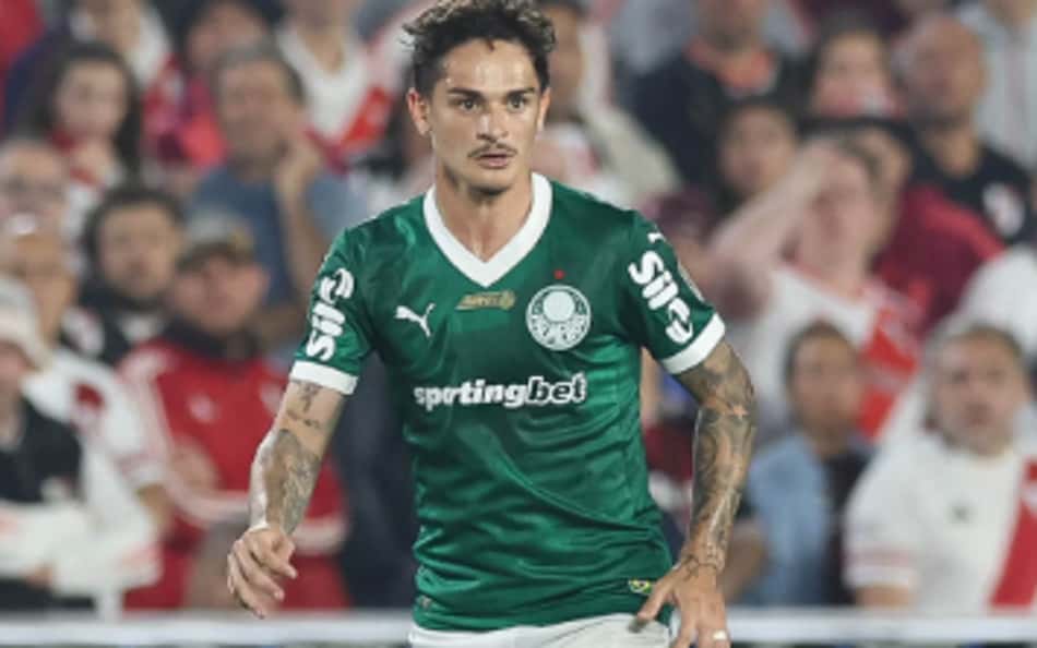 Khellven sofre pancada em vitória do Palmeiras sobre o River Plate e vira preocupação