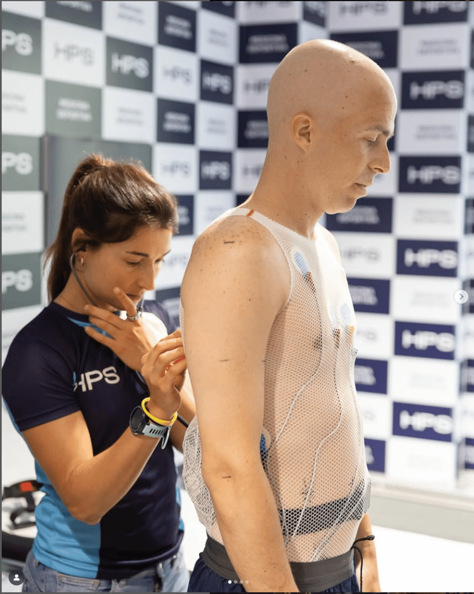 Kirian Rodríguez, atleta do Las Palmas, faz exame médico no começo da temporada atual (foto: Divulgação/ redes sociais)