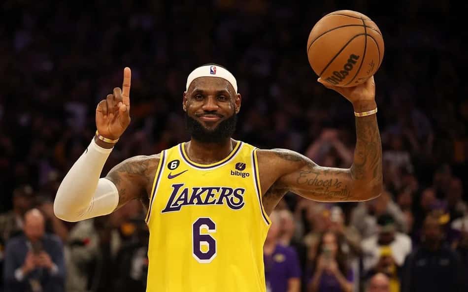 LeBron James fala sobre aposentadoria: 'O fim está próximo'