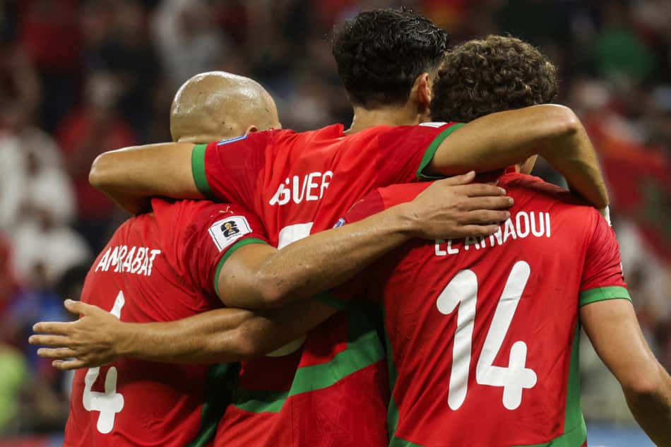 Marrocos comemorando o gol contra o Níger (Foto: Majid Bziouat/AFP)