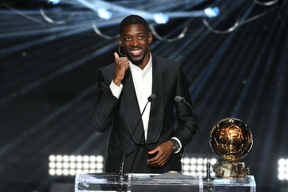 Ousmane Dembélé venceu a Bola de Ouro (Foto: Divulgação)