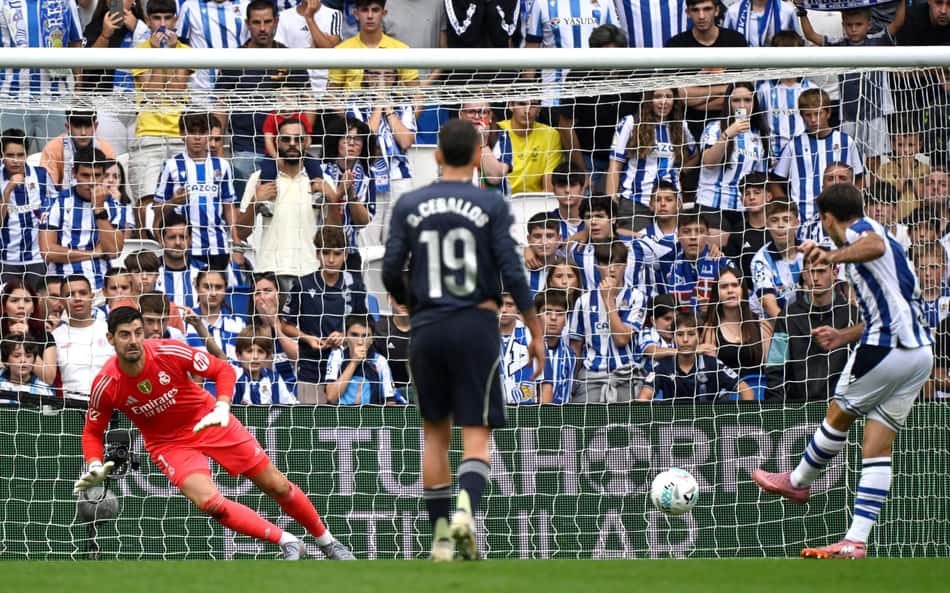 Após lance polêmico, Real Madrid reportará 'erros de arbritragem' à Fifa