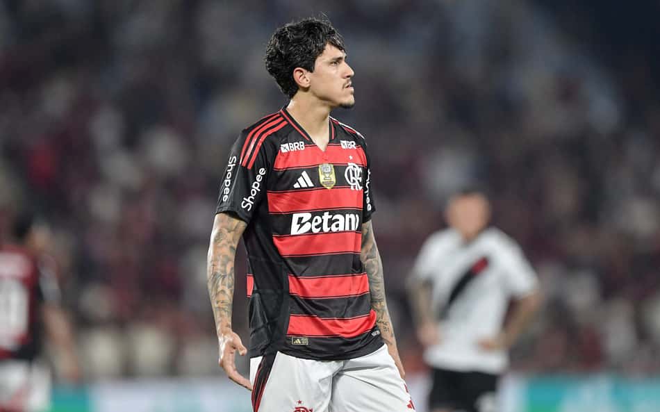 Gol perdido por Pedro contra o Vasco irrita torcedores do Flamengo: 'Inadmissível'