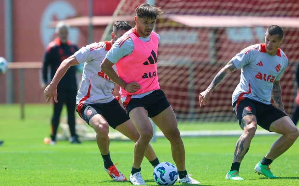 Como será o primeiro time da era Ramón Díaz no Internacional