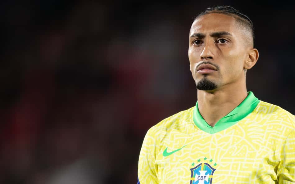 Seleção Brasileira completa: Raphinha se junta ao grupo na Granja Comary