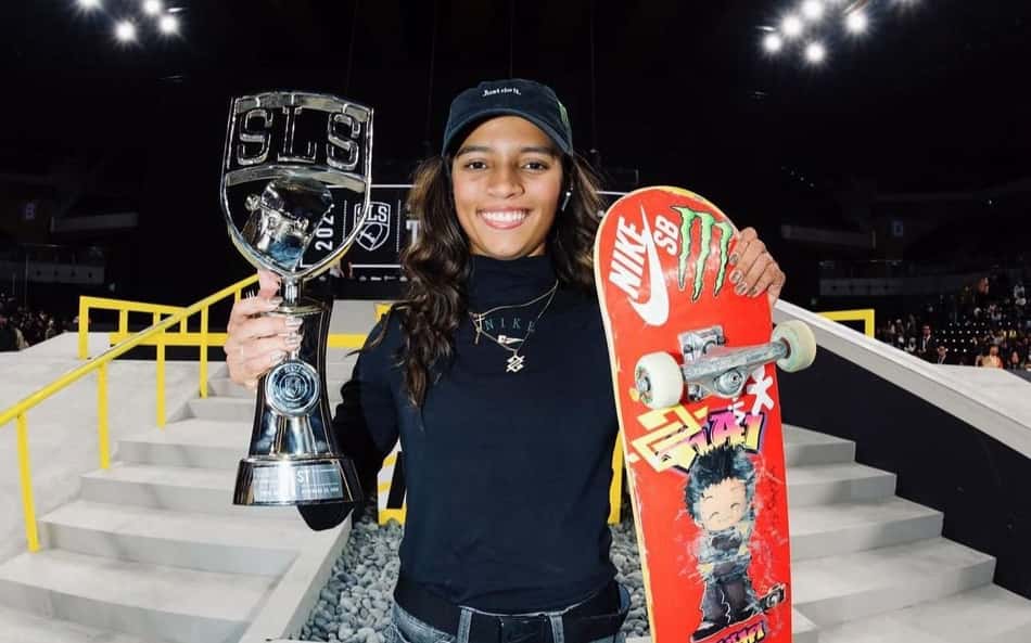 Com Rayssa Leal, elite do skate se reúne em templo do tênis