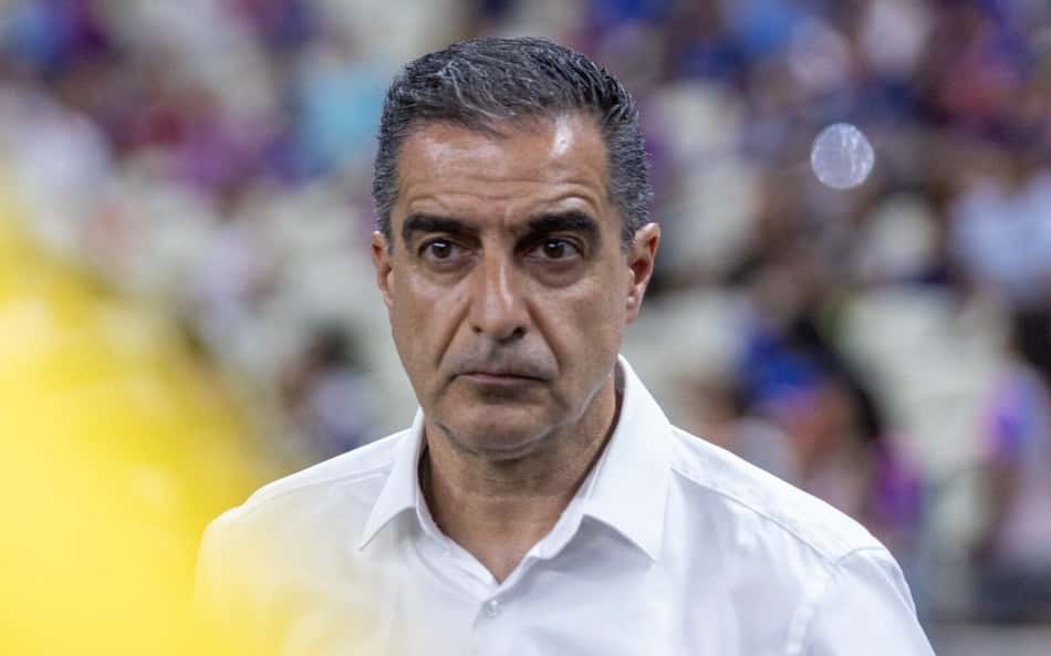 Renato Paiva tem retrospecto negativo à frente do Fortaleza