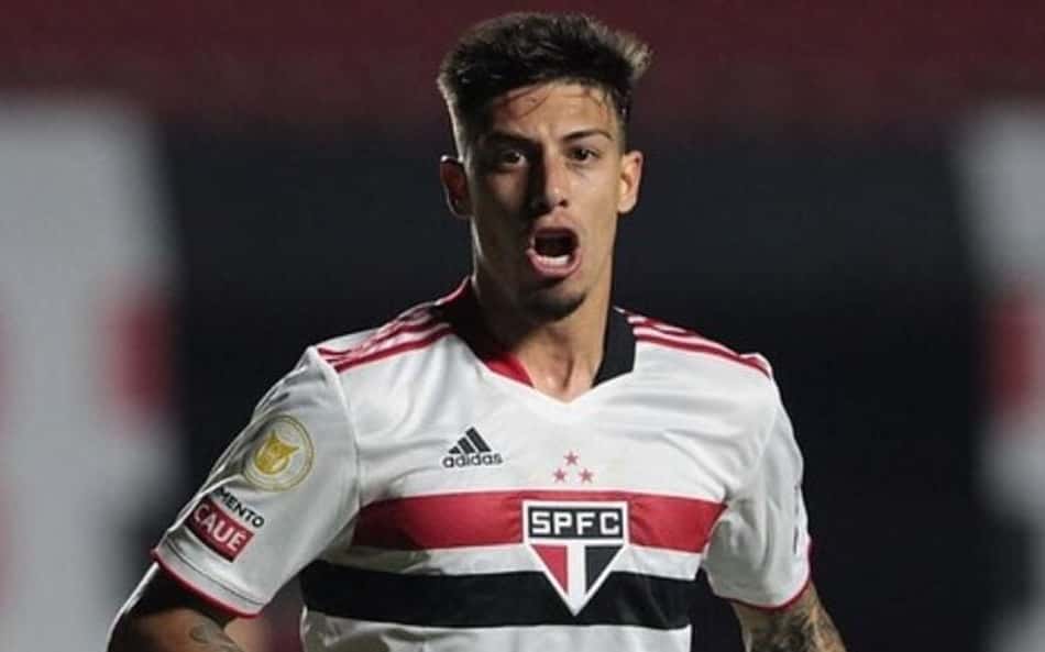 São Paulo conversa pelo retorno de Emiliano Rigoni
