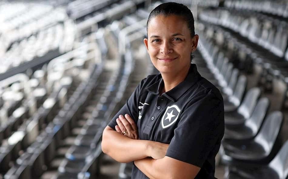 Roberta Batista é a nova gerente de futebol feminino do Botafogo (Foto: Reprodução/Botafogo