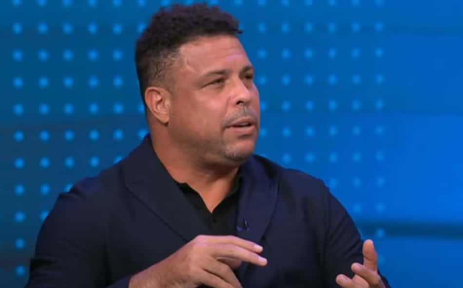 Cruzeiro parabeniza ídolo Ronaldo pelo aniversário