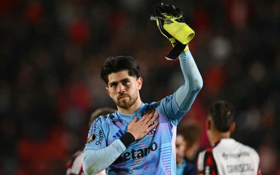 Rossi admite falha em gol do Estudiantes contra Flamengo: 'Arrependido'