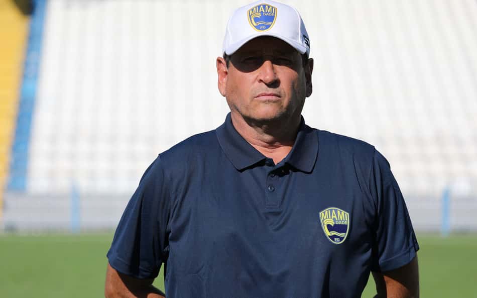 Técnico do Miami Dade elogia mudança de postura e exalta Talero contra o Panathinaikos