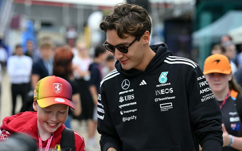 Britânico George Russell, da Mercedes (foto: Andrej ISAKOVIC / AFP)