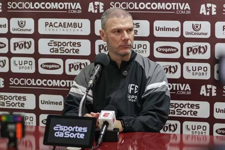 Vinícius Bergantin técnico Ferroviária-SP