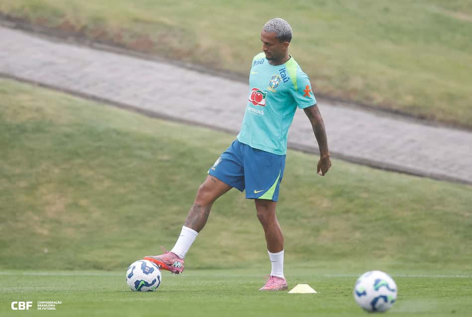 Wesley Seleção Brasileira treino