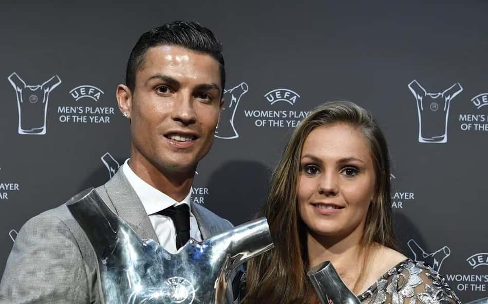 Ex-melhor do mundo anuncia aposentadoria por motivo pessoal