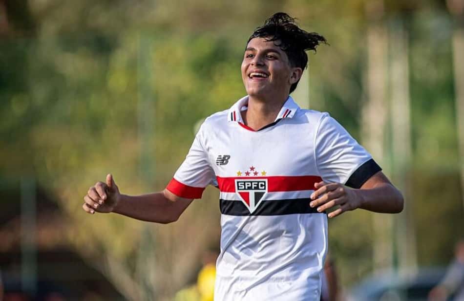 Luca Navarrete marcou dois gols pelo Sub-13 (Foto: Divulgação/ Redes Sociais)