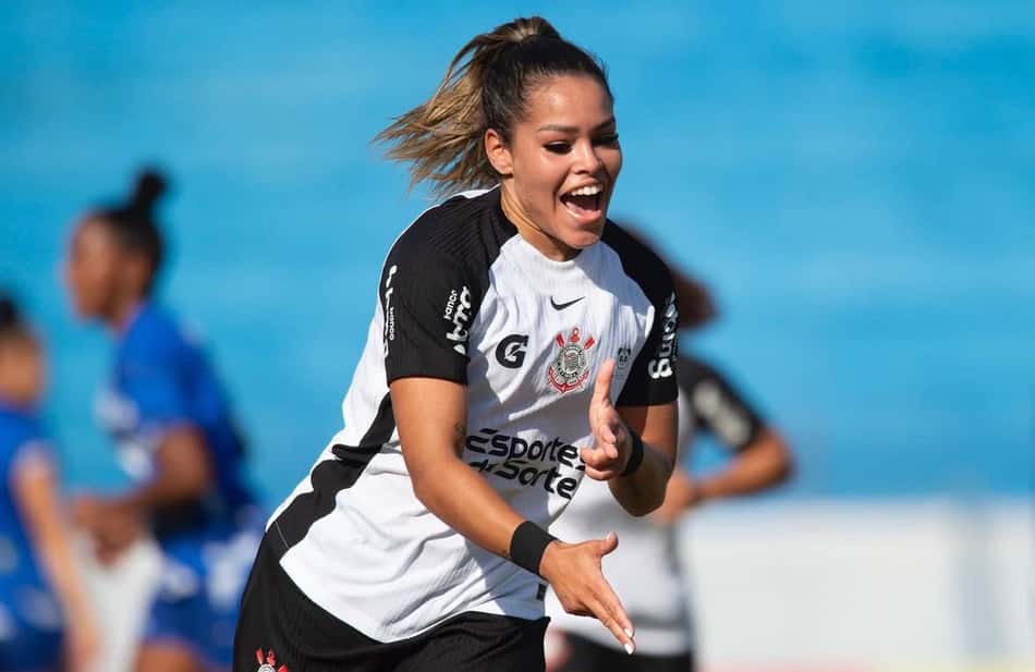 Ivana Fuso comemora gol pelo Corinthians no Paulistão Feminino. (Foto: Anderson Romão/Agência Corinthians)