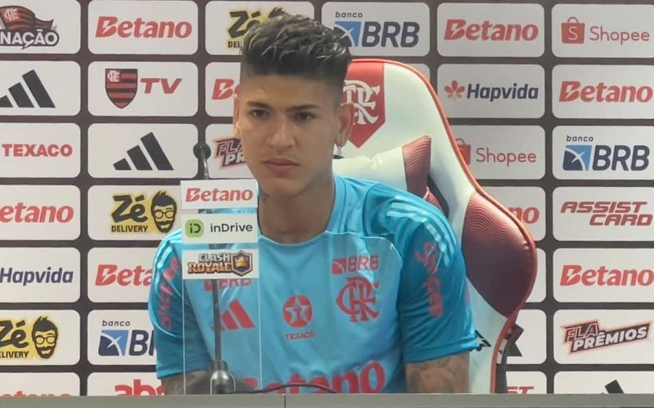 Carrascal comenta sobre adaptação, parceria com Arrascaeta e elogia grupo do Flamengo