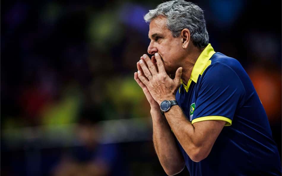 Zé Roberto aponta culpado por derrota do Brasil no Mundial de Vôlei: 'Vai ter que crescer'