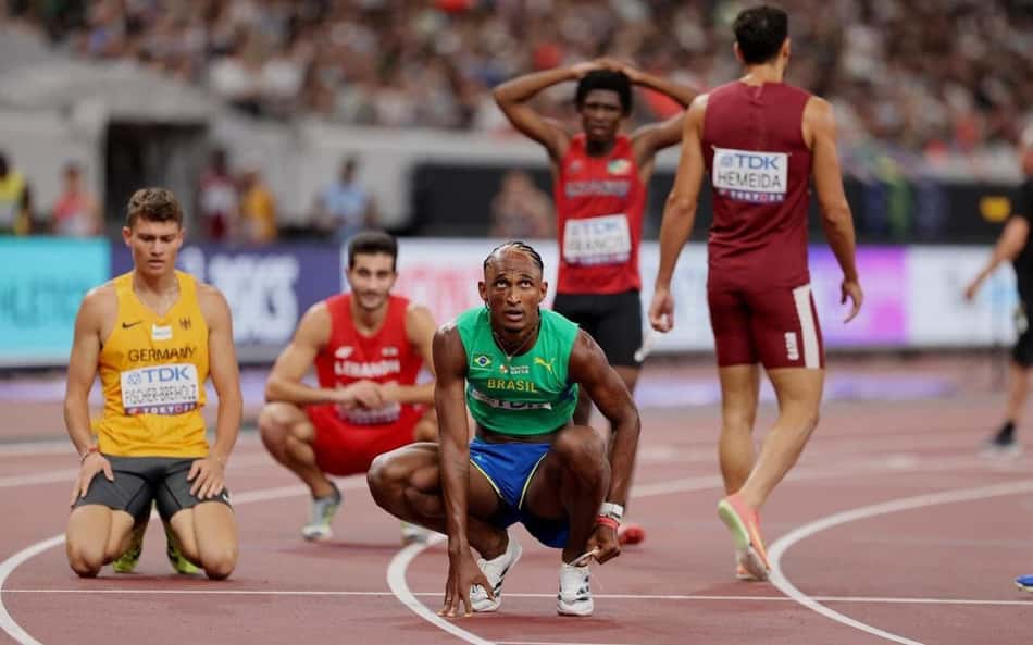 Alison do Santos faz prova segura e avança para final do Mundial de atletismo