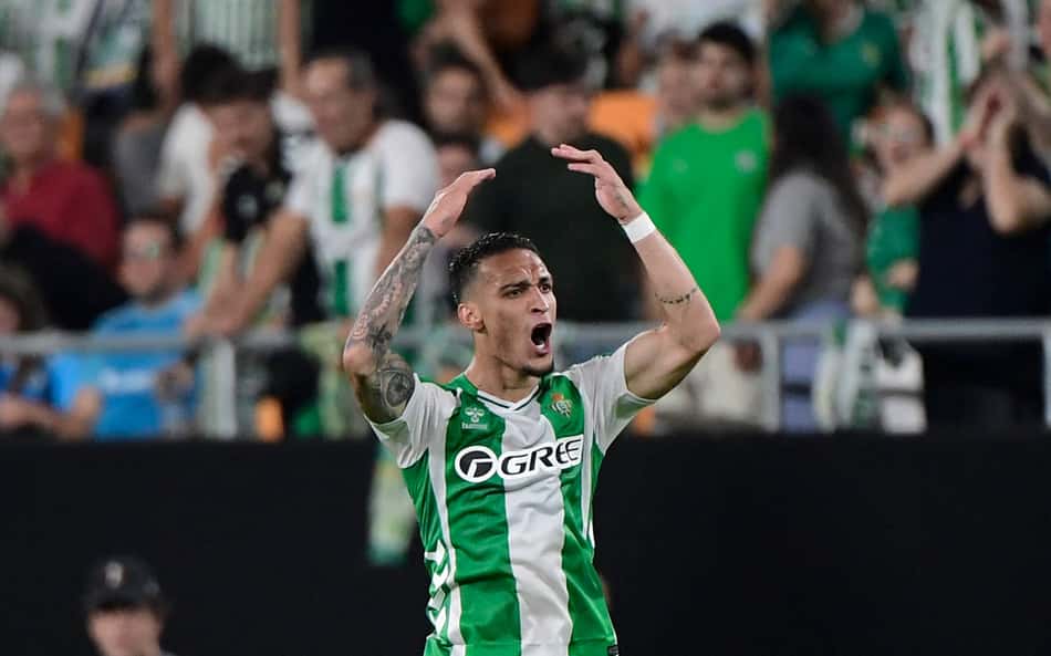 Com show de ex-São Paulo e ex-Botafogo; veja os resultados da estreia da Europa League