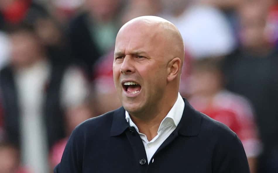 Arne Slot aponta culpado por fim da invencibilidade do Liverpool