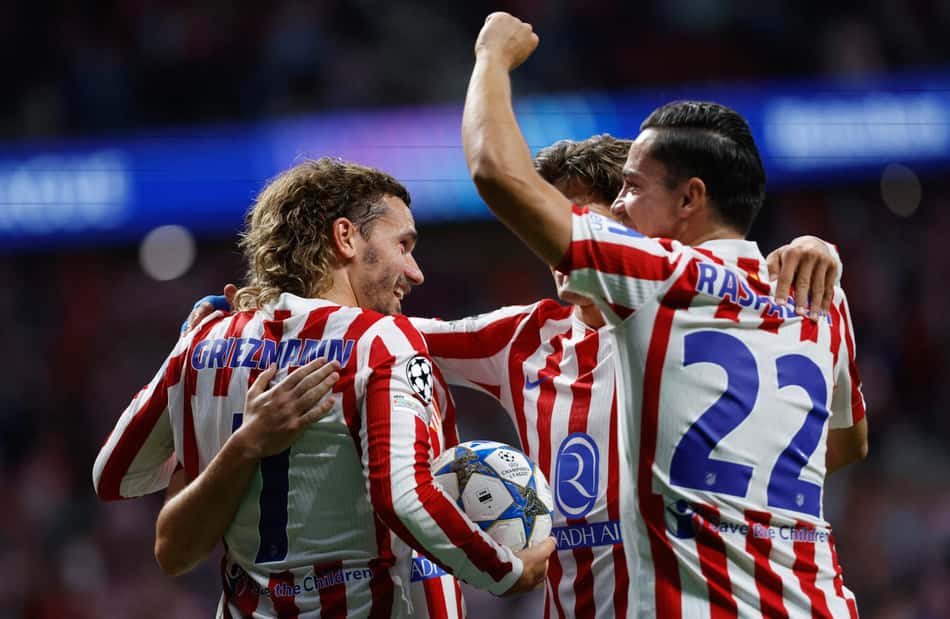 Griezmann marcou na vitória por 5 a 1 do Atlético de Madrid sobre o Frankfurt na Champions (Foto: Oscar DEL POZO / AFP)