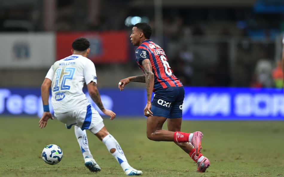 Web se derrete por jogador após golaço em Bahia x Cruzeiro: 'Merece a Copa'