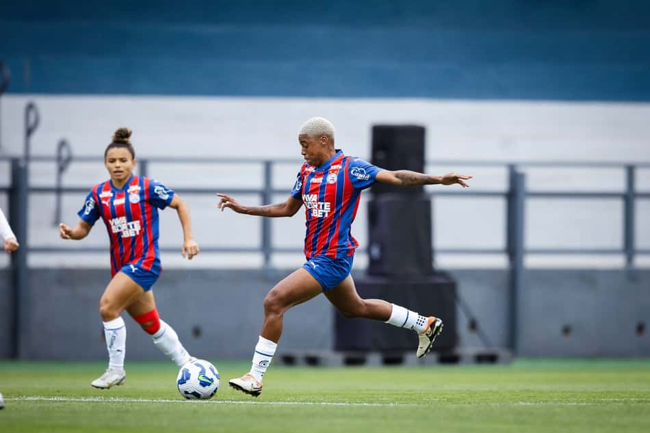 Rhaizza em campo pelo Bahia contra o Bragantino pela Copa do Brasil Feminina (Foto: Letícia Martins/Bahia)