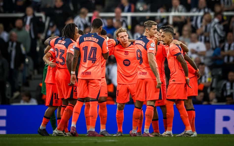 Barcelona anuncia que jogador não atua mais em 2025 por lesão