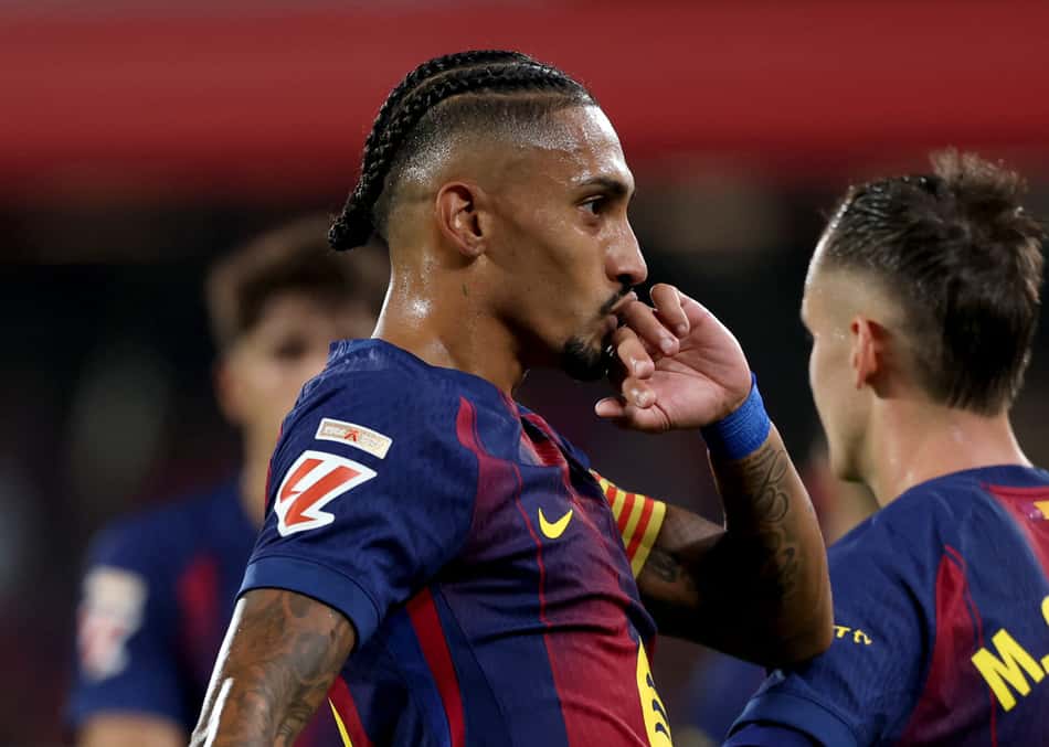 O Barcelona, favorito de Rivaldo ao título, entra em campo nesta quinta-feira (18) para enfrentar o Newcastle na Champions League (Foto: Lluis GENE / AFP)