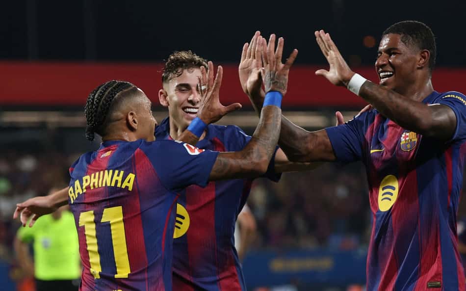 Barcelona goleia e City vence clássico; veja os resultados do futebol europeu neste domingo (14)