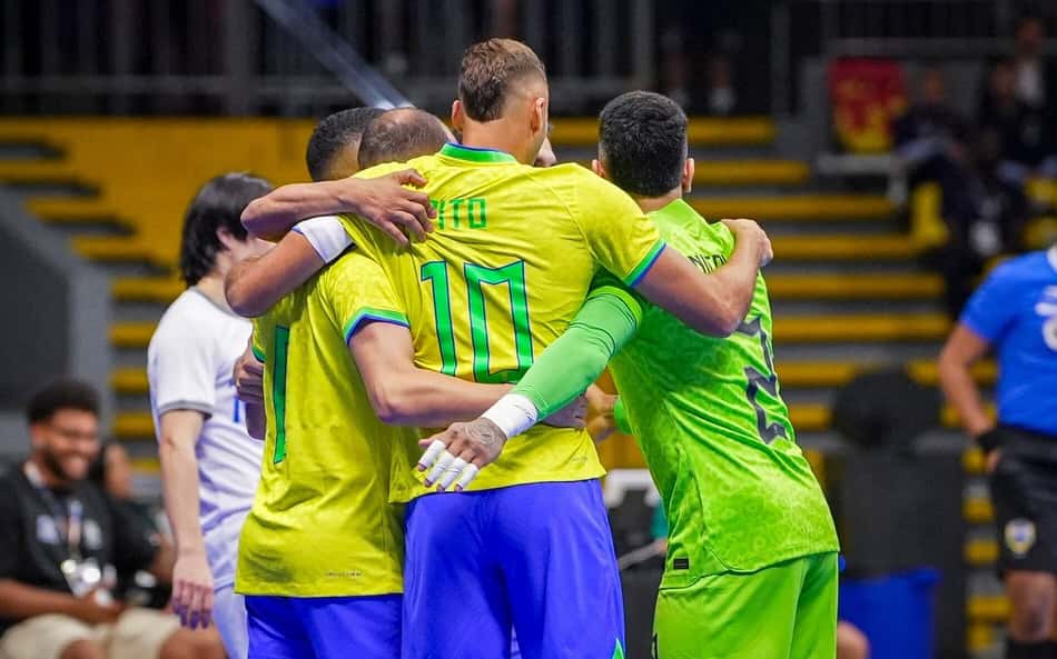 Brasil atropela Paraguai e vai à final da Copa das Nações de Futsal