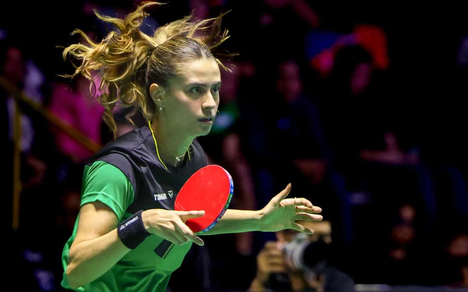 Bruna Takahashi perde para anfitriã e é eliminada do WTT de Macau