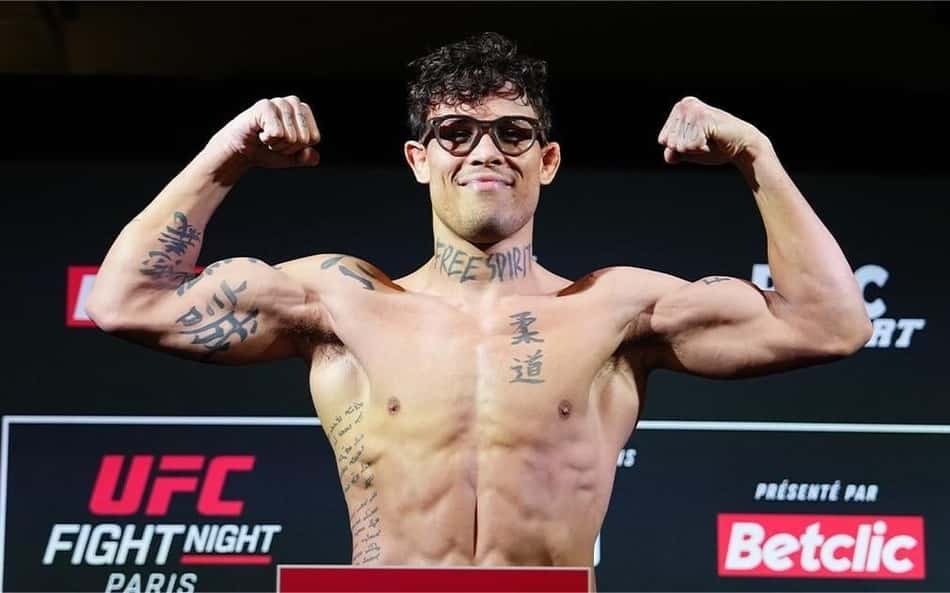 Borralho provoca fãs em pesagem do UFC Paris: 'Vou calar vocês'; vídeo