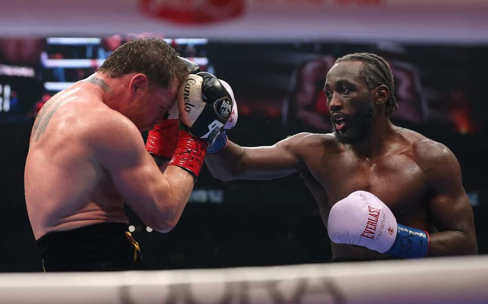 Luta entre Canelo Alvarez e Terence Crawford repercute: 'Entrou para história'