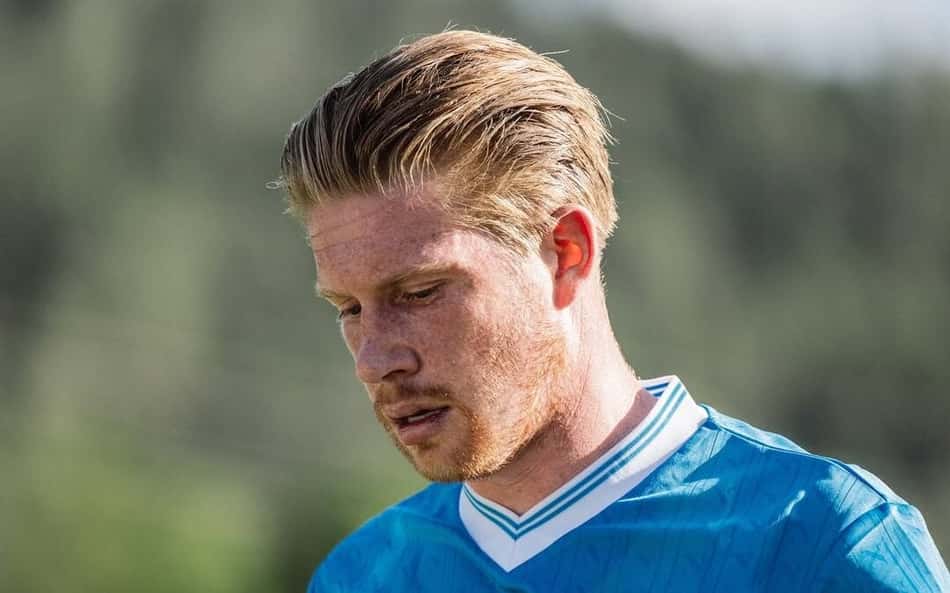 De Bruyne retorna a Manchester na estreia da Champions pelo Napoli