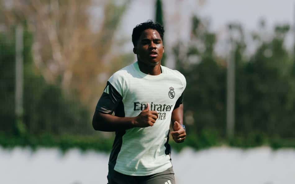 Endrick volta aos treinamentos do Real Madrid, e jornal repercute: 'Mais um'